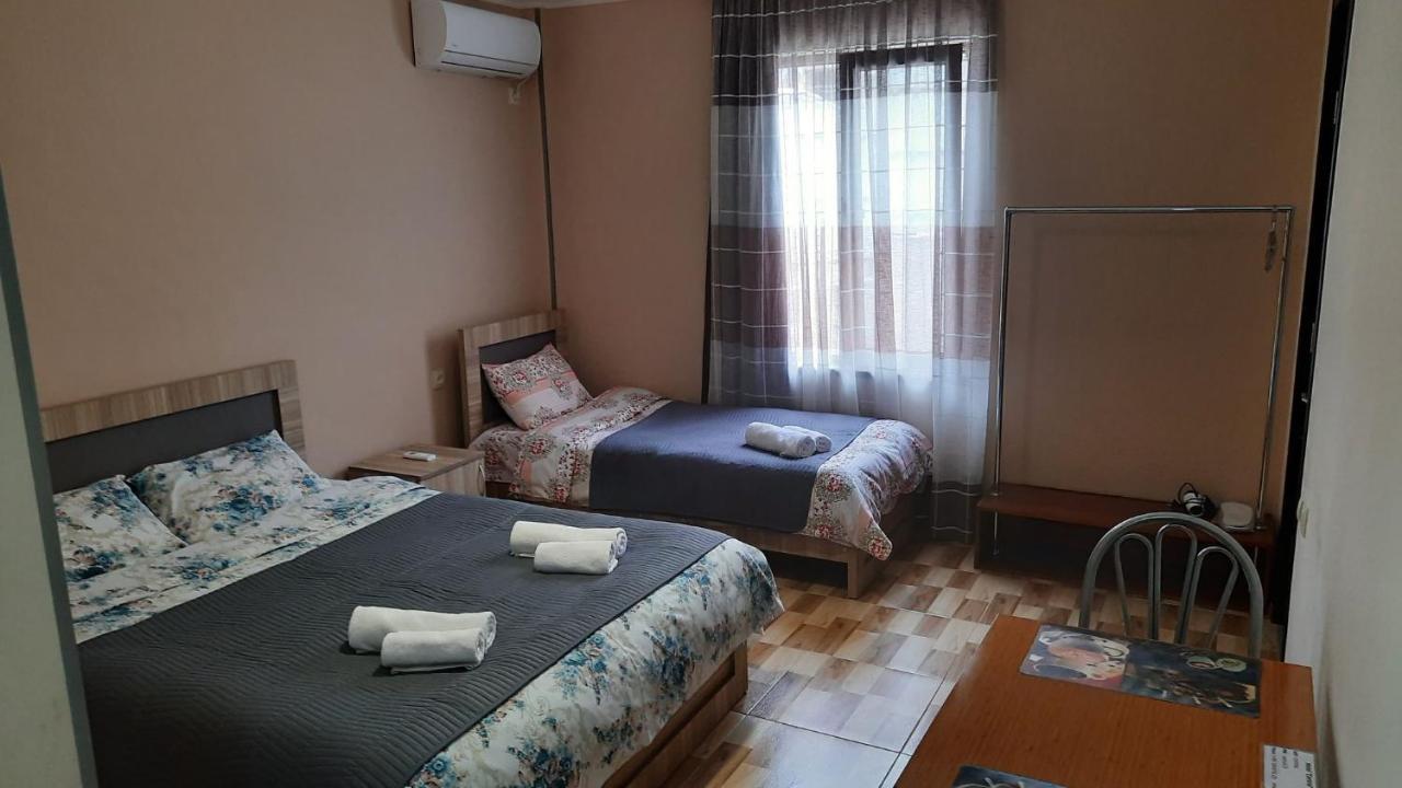 Hotel Central 쿠타이시 외부 사진